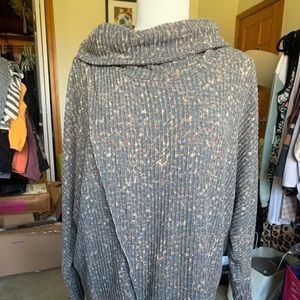 Lularoe Kristin cowl neck